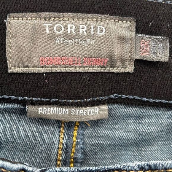 Torrid Bombshell Skinny Premium Stretch Jeans Size 16R - Picture 2 of 7